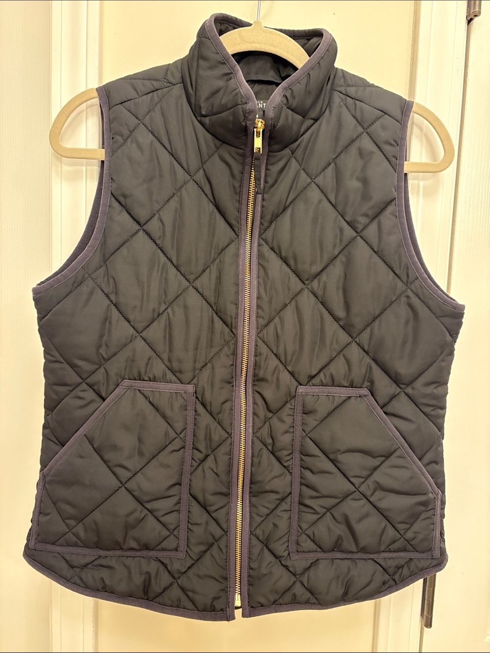 J. Crew Mercantile Black quilted Vest with Black Lining